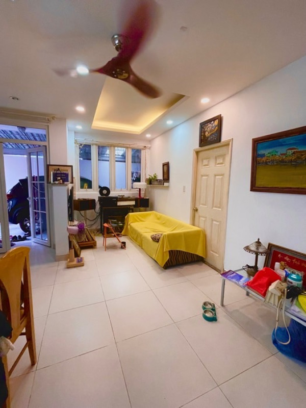 Mặt tiền x Đường số 1 73.3m2 2 tầng 8x9m giá 10.4 tỷ Tân Phú Quận 7